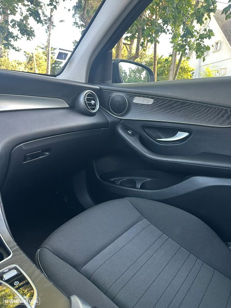 Mercedes-Benz GLC 350 e AMG Line 4-Matic - 24