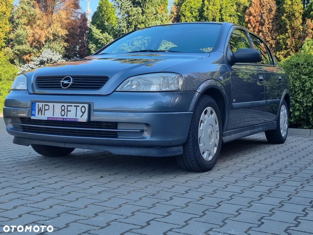 Opel Astra - 4