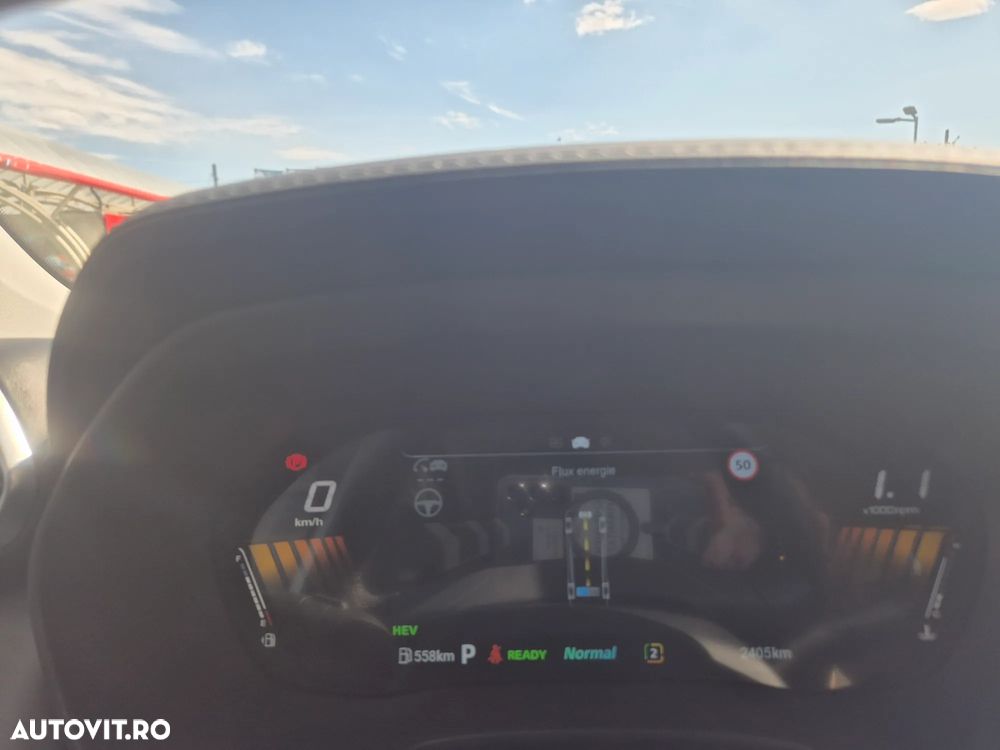 MG ZS HEV 1.5 GSI AT Exclusive - 34