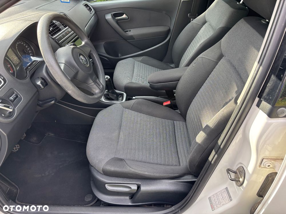 Volkswagen Polo 1.4 FSI Highline - 6