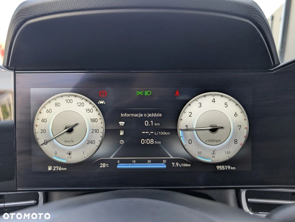 Hyundai Elantra 1.6 Executive - 12