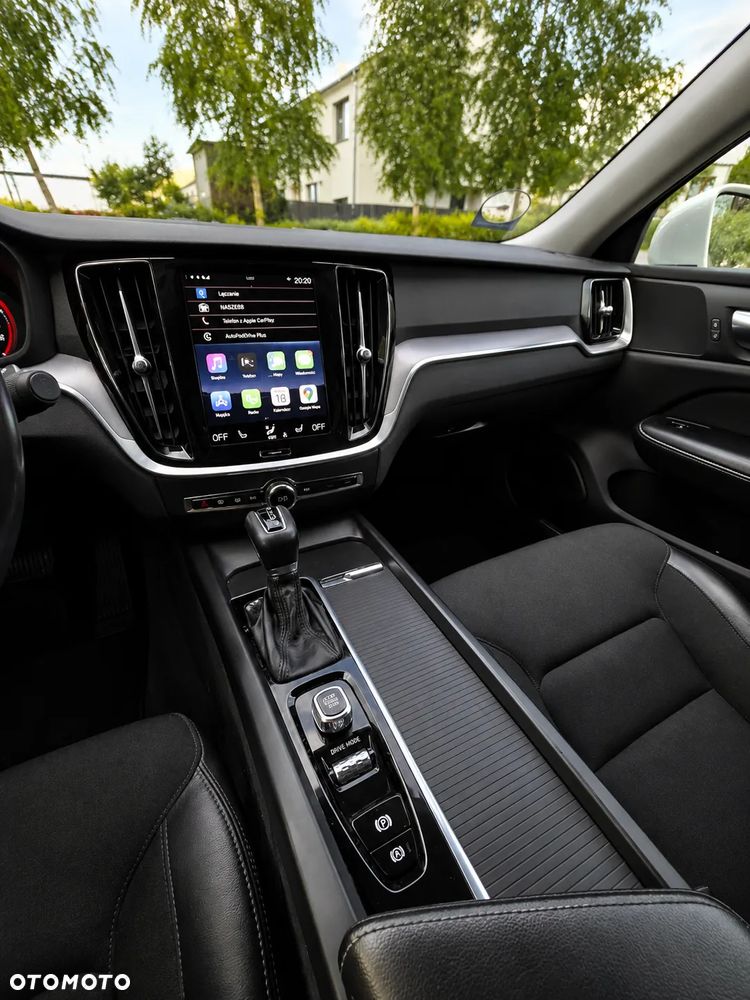 Volvo V60 D4 Geartronic Momentum - 5