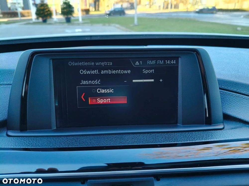 BMW 3GT 320d xDrive Sport Line sport - 28