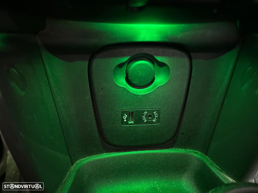 MINI 5 Portas Cooper D Seven - 19