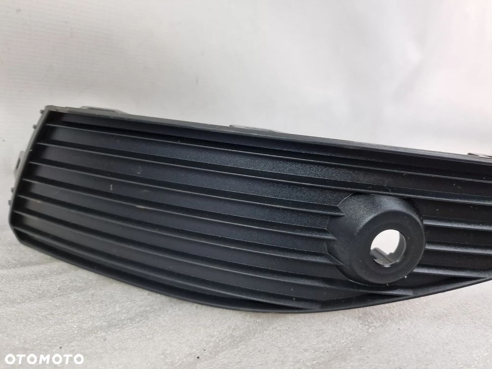 AUDI Q4 E-TRON 89A 20- LISTWA / KRATKA ZDERZAKA TYLNEGO TYLNIEGO TYŁ , NR 89A807833A , NR AUKCJI GL608 - 2