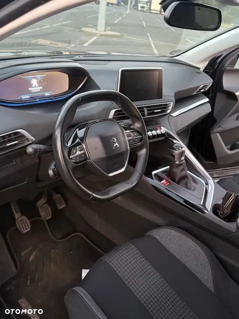 Peugeot 5008 - 16
