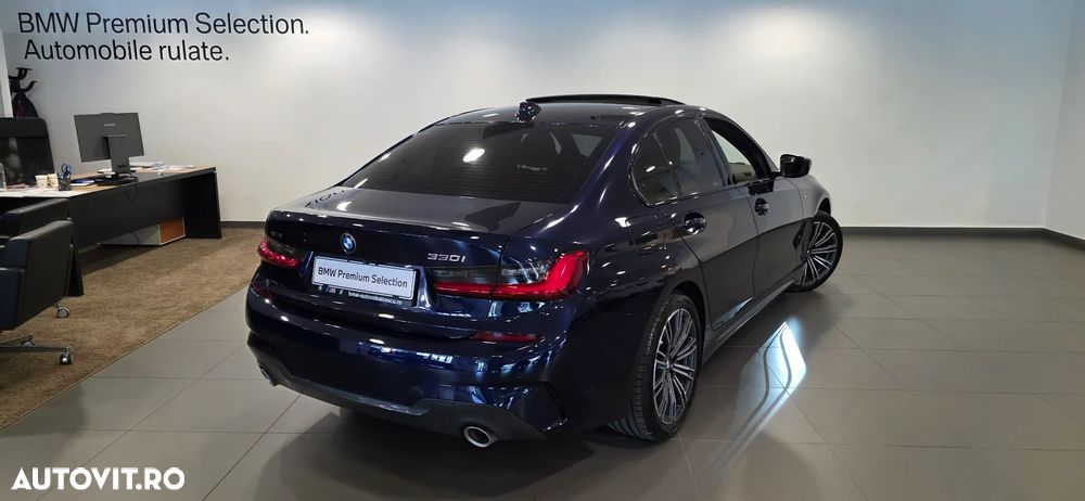 BMW Seria 3 330i xDrive AT - 6