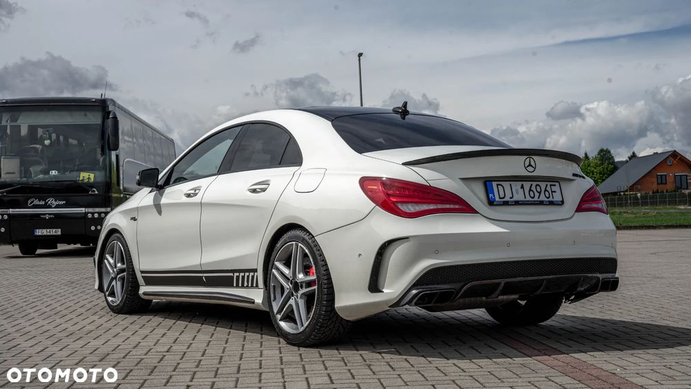 Mercedes-Benz CLA - 11