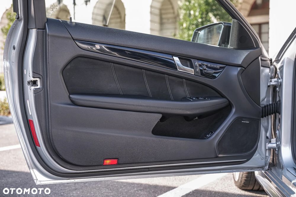 Mercedes-Benz Klasa C 63 AMG Coupe AMG SPEEDSHIFT MCT Edition 507 - 29