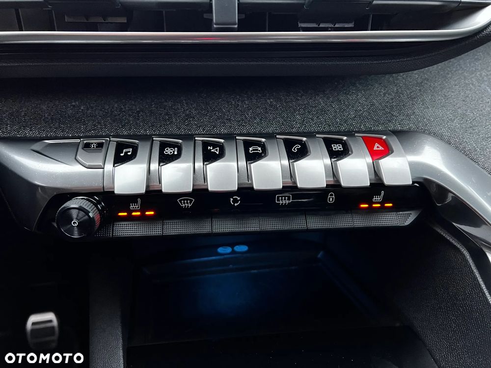 Peugeot 3008 BlueHDi 130 Stop & Start Allure Business-Paket - 25