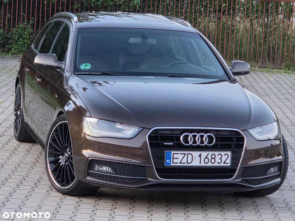 Audi A4 Avant 2.0 TDI DPF clean diesel quattro S tronic S line Sportpaket - 2