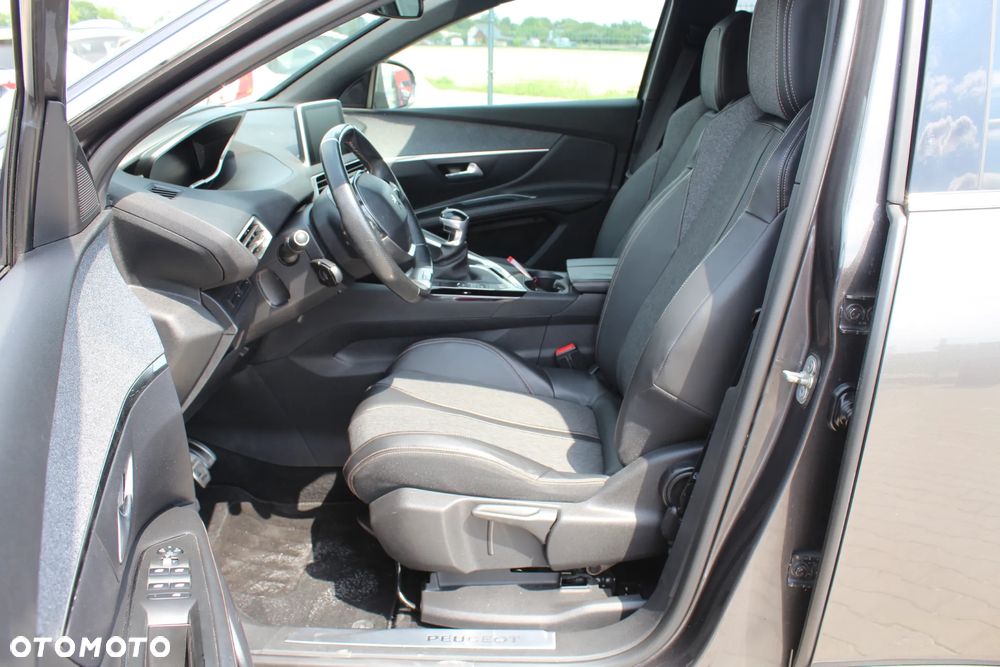 Peugeot 3008 PureTech 130 Stop & Start Allure - 18