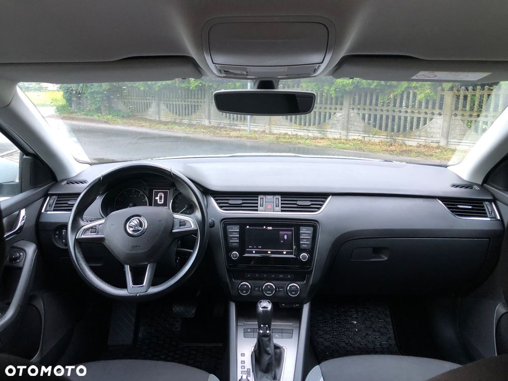 Skoda Octavia 1.4 TSI Joy DSG - 10