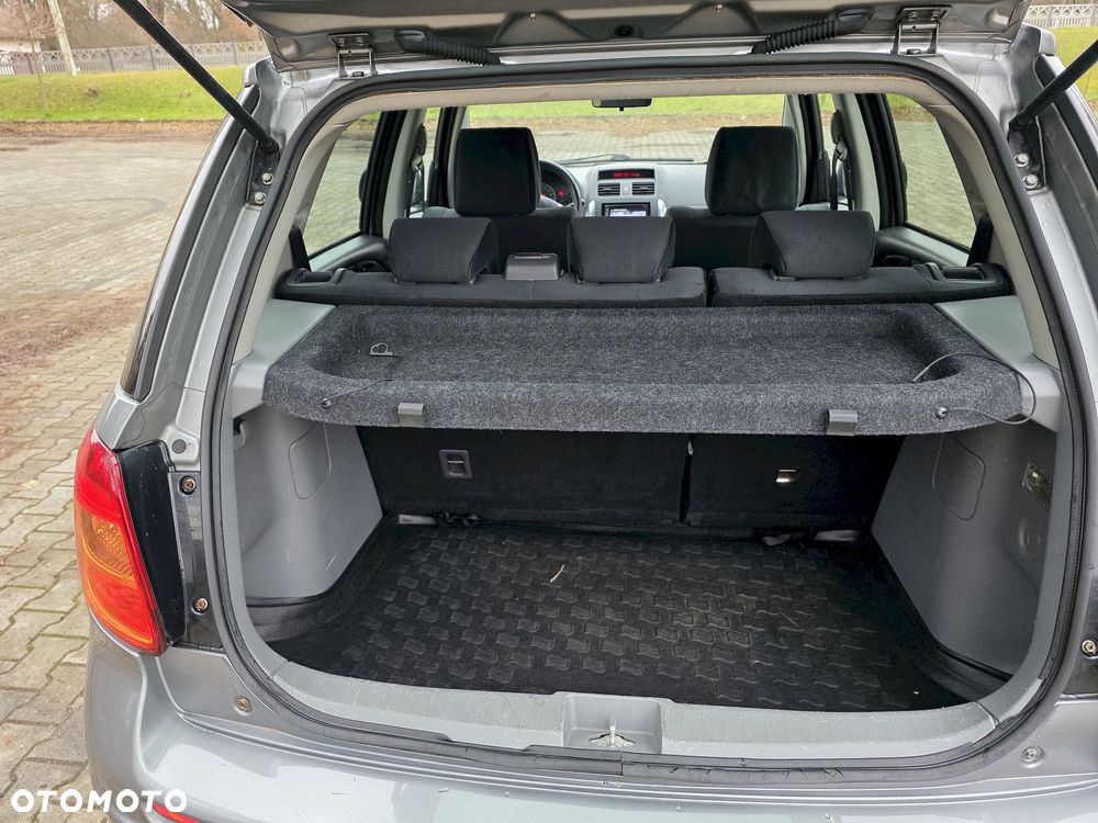 Suzuki SX4 1.6 VVT 4x2 Comfort - 25