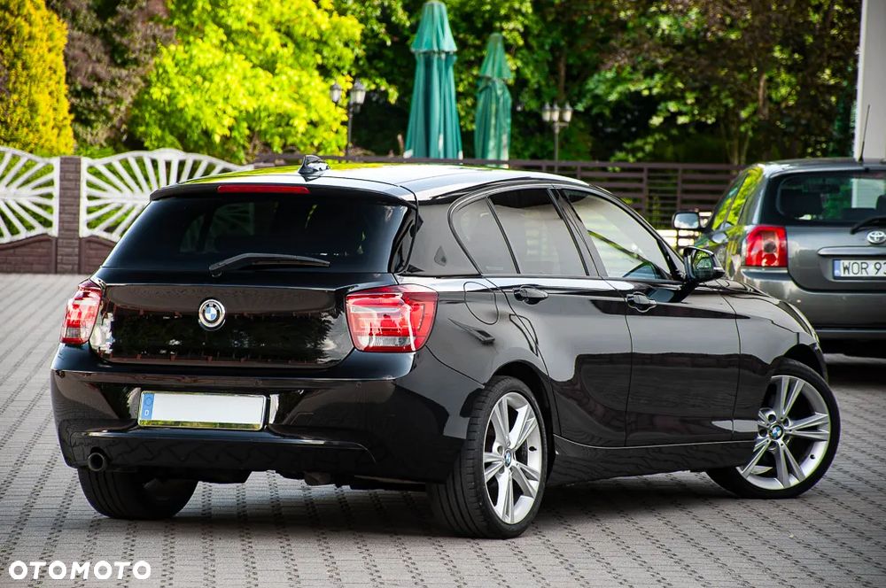 BMW Seria 1 120d Sport Line - 3