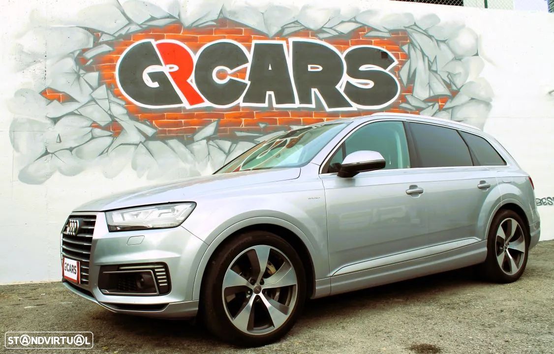 Audi Q7 - 1