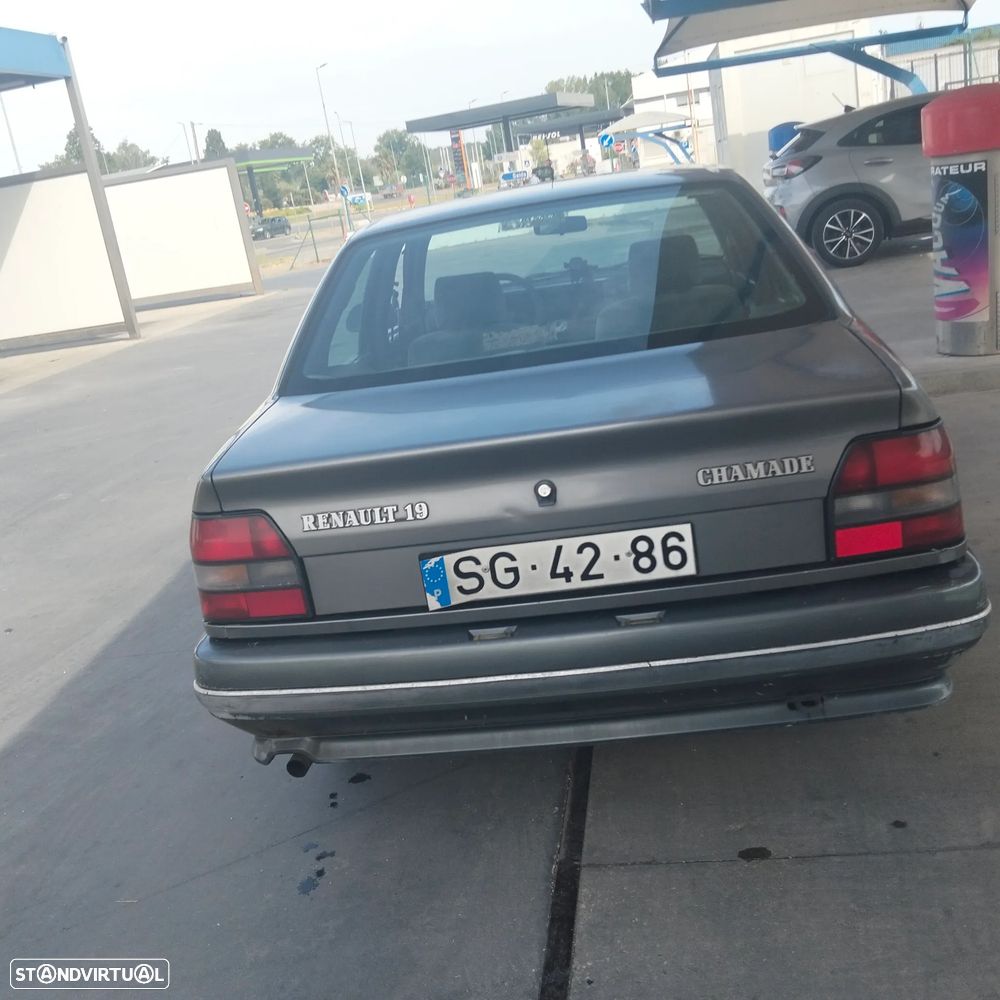 Renault 19 Chamade 1.4 TSE - 2