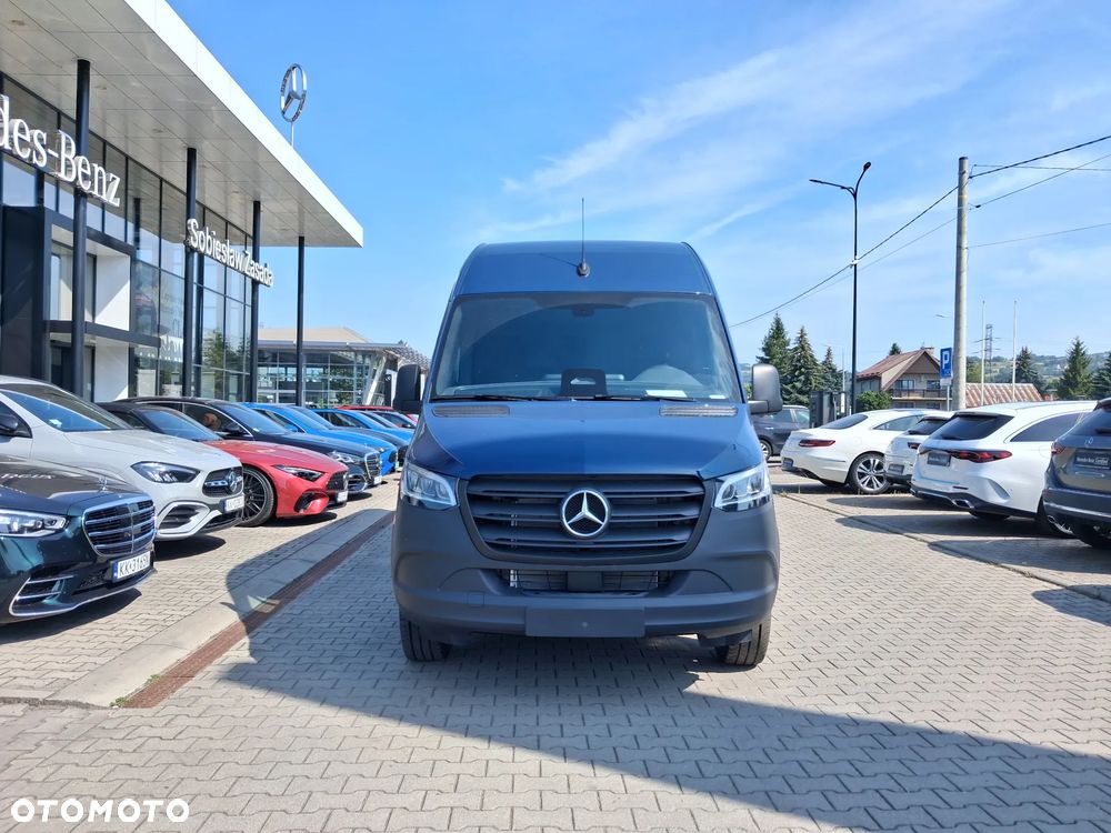 Mercedes-Benz Sprinter - 5