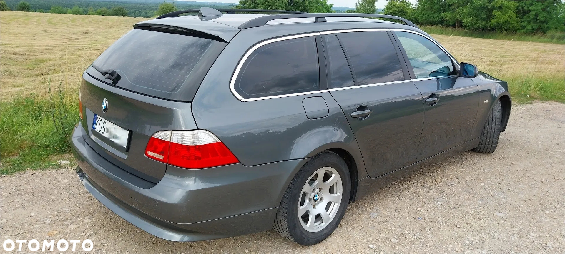 BMW Seria 5 523i - 11