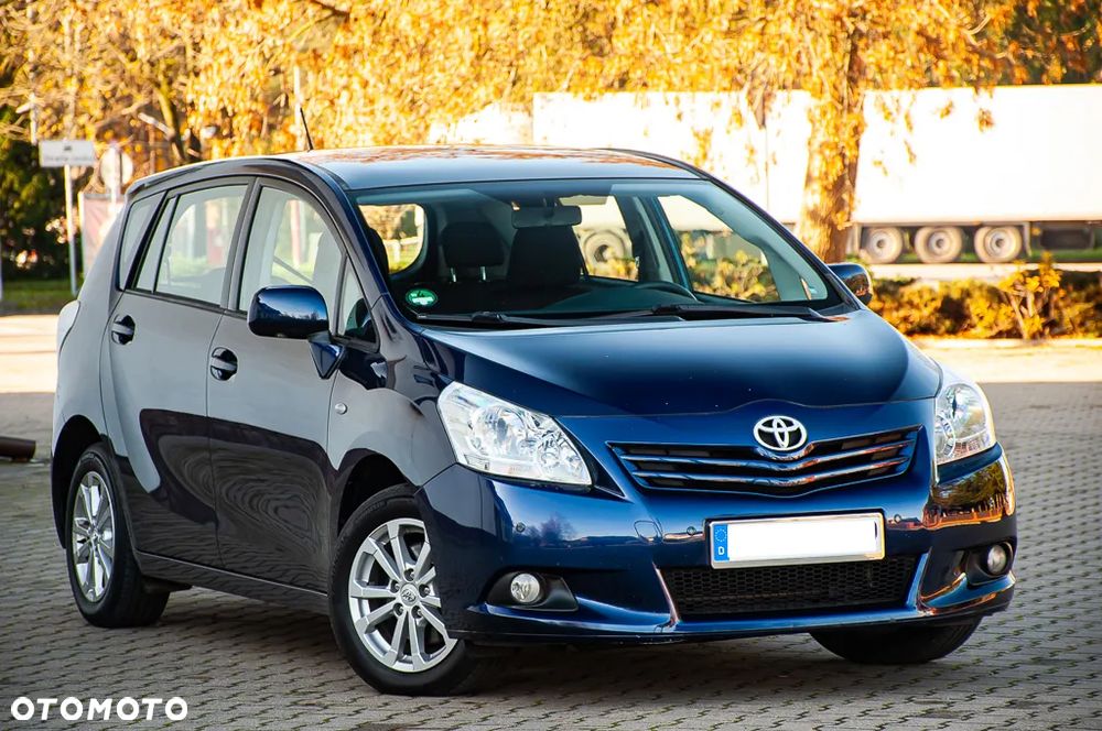 Toyota Verso 1.8 5-Sitzer Executive - 5