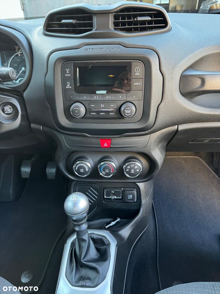 Jeep Renegade - 17