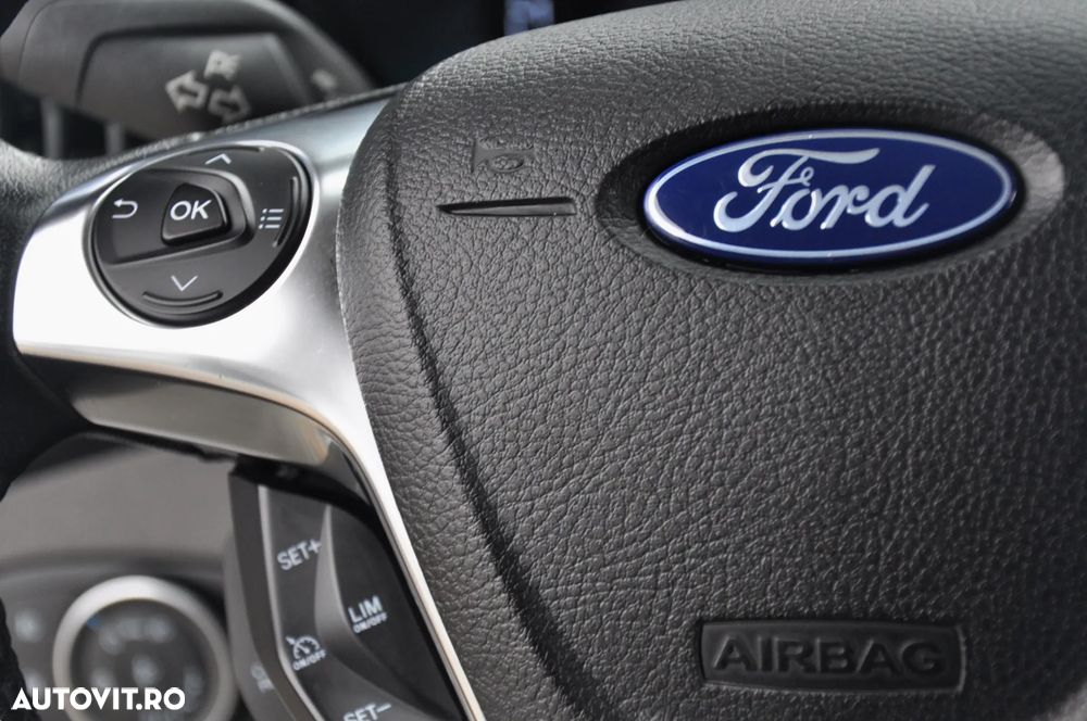 Ford Transit Connect - 25