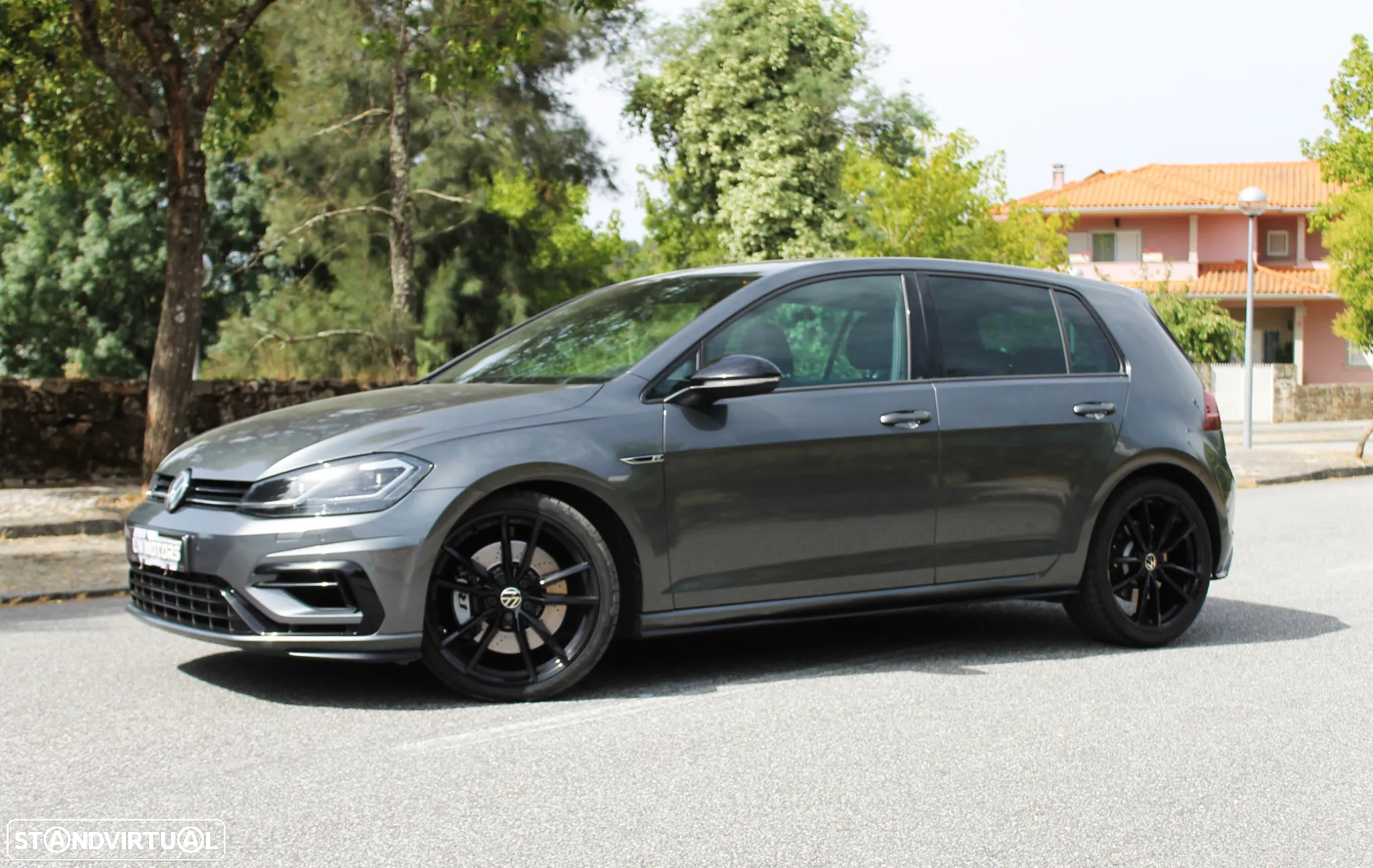 VW Golf R 4Motion (BlueMotion ) DSG - 14