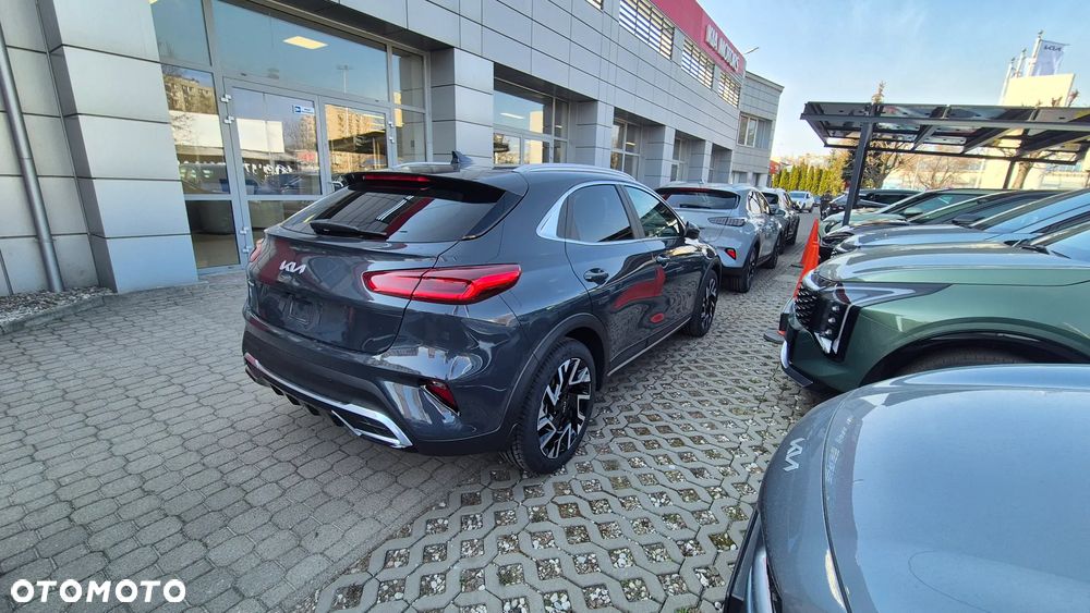 Kia XCeed 1.6 T-GDI Tribute DCT - 18