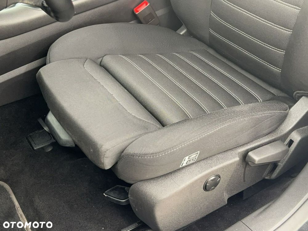 Ford Mondeo 2.0 EcoBlue Titanium - 17