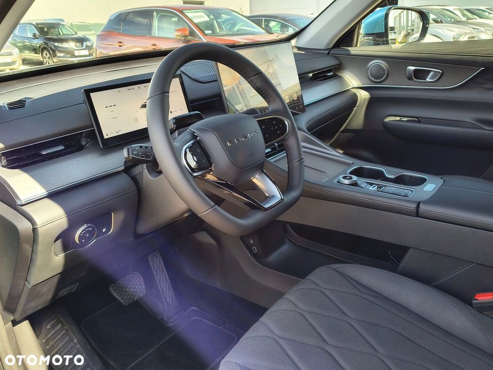 Chery Tiggo 8 - 13