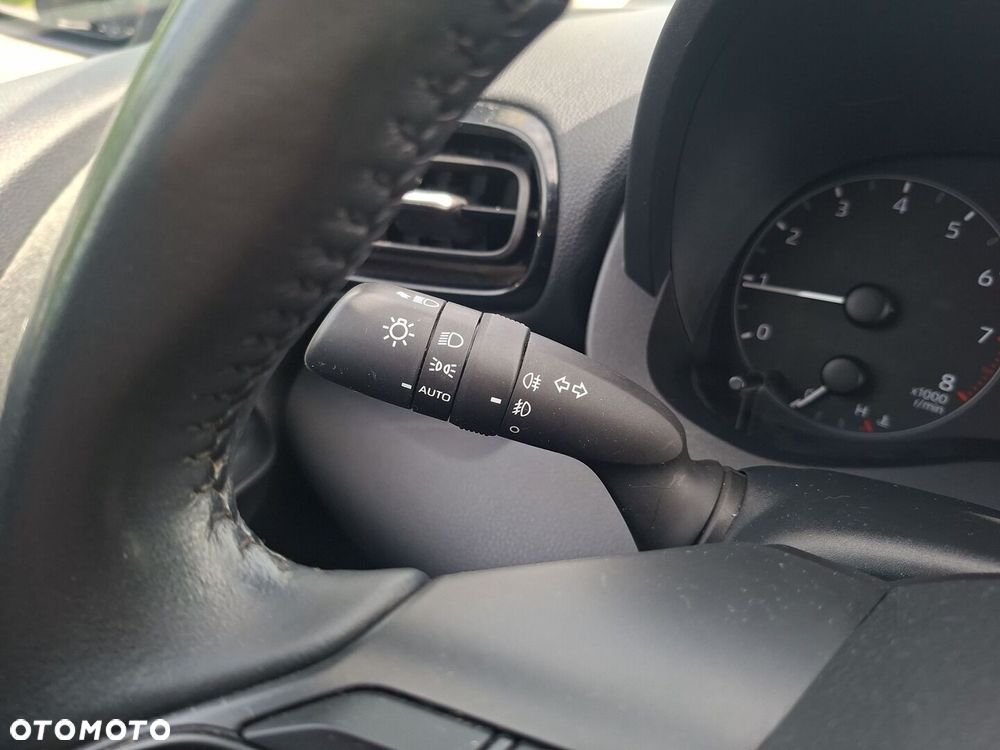 Toyota Yaris - 19
