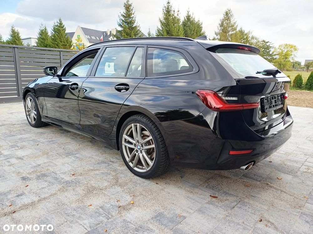 BMW Seria 3 318d Edition M Sport Shadow - 3