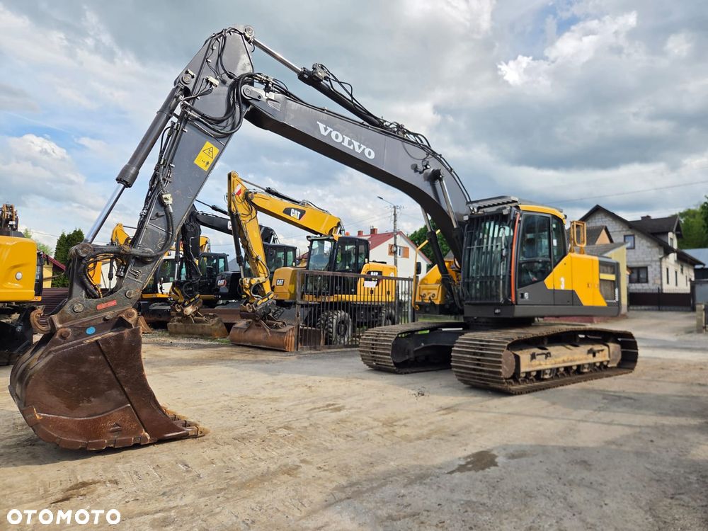 Volvo EC 220 E - 5