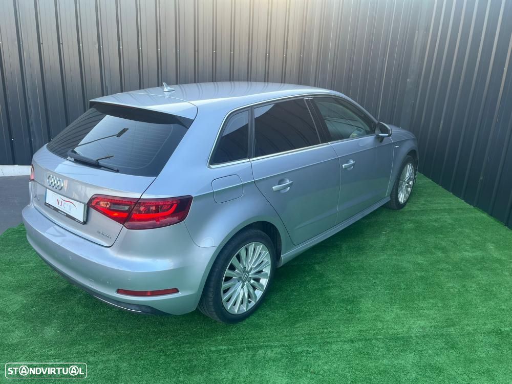 Audi A3 Sportback e-tron 1.4 TFSI Sport S tronic - 4