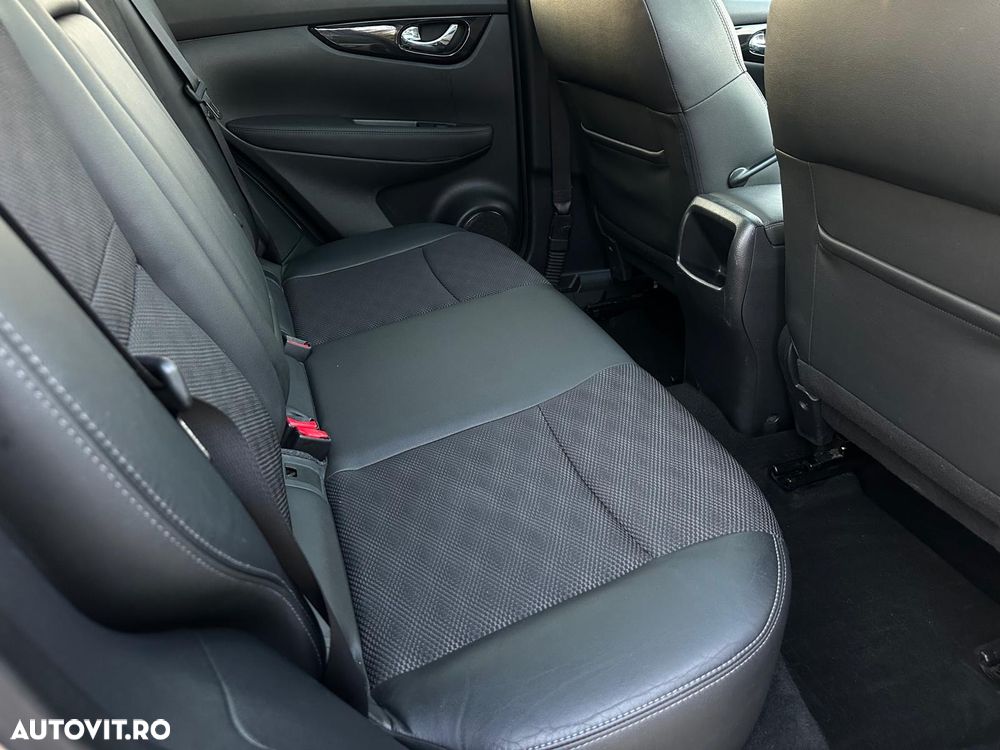 Nissan Qashqai 1.6 DCI TEKNA+ - 10