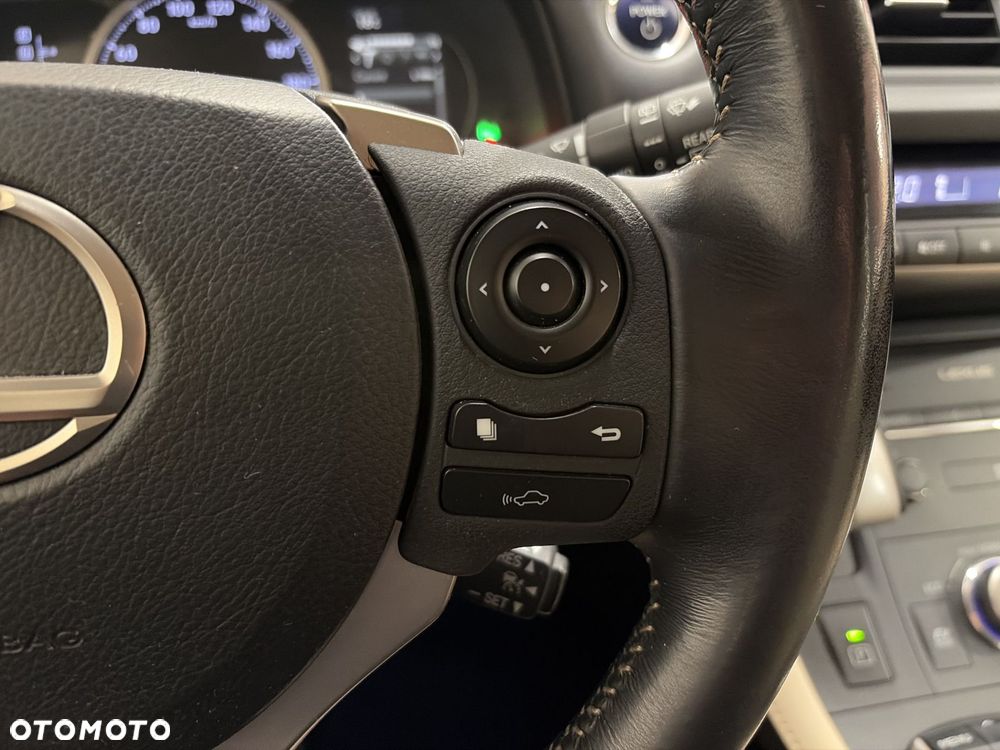 Lexus CT 200h Prestige EU6 - 14