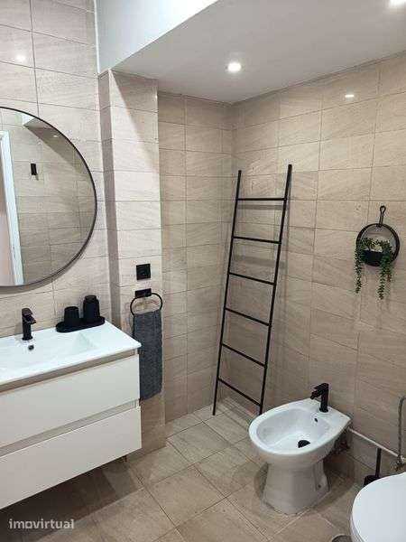 Apartamento T2 c/garagem fechada - Grande imagem: 4/8