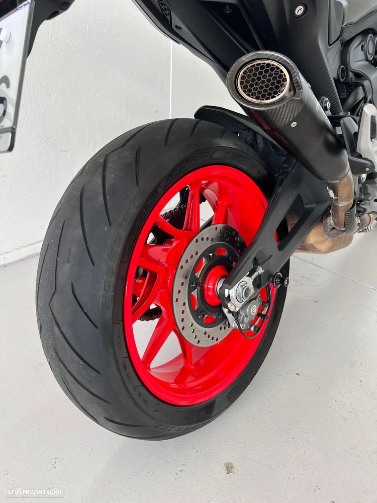Ducati Monster 937 - 18