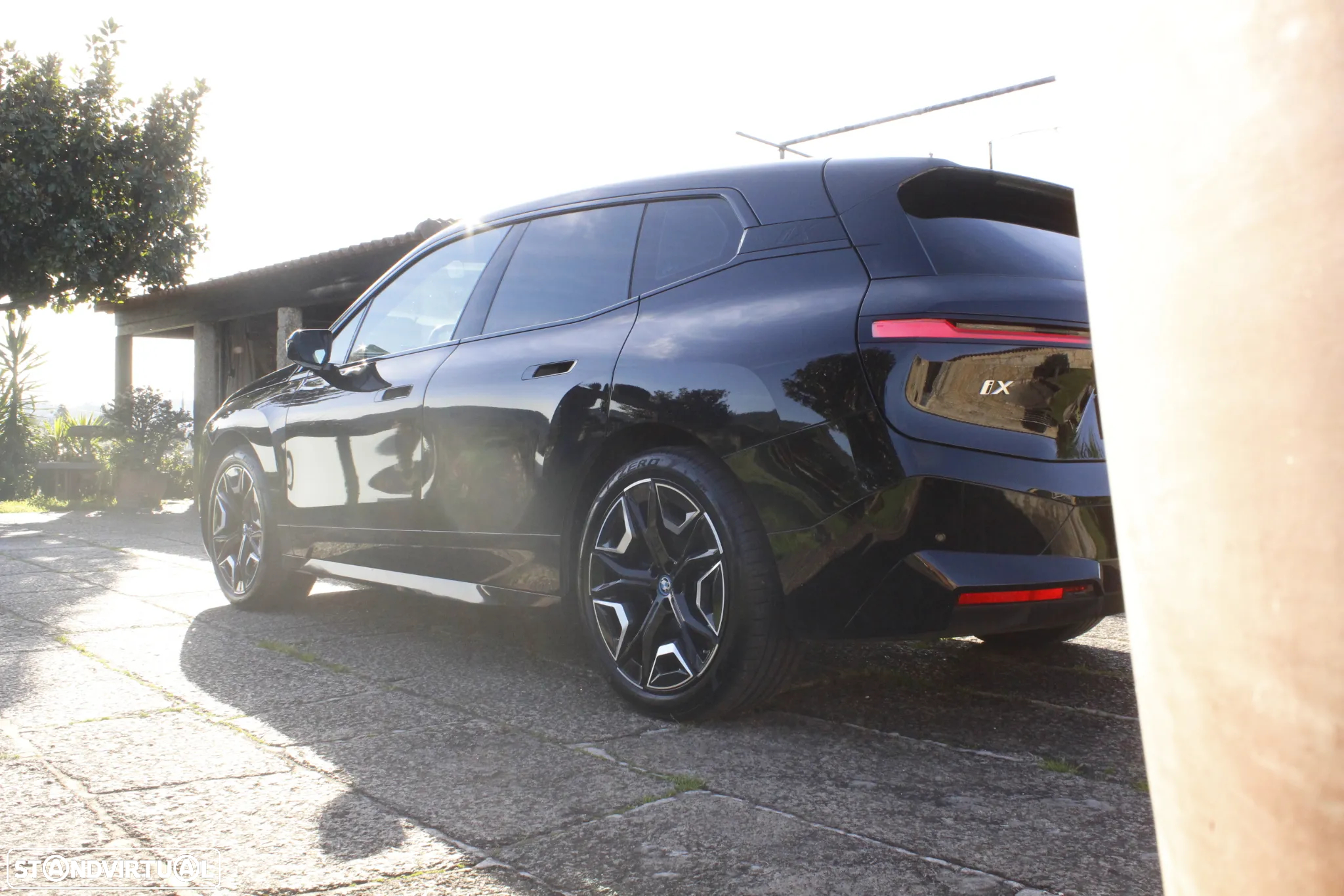 BMW iX xDrive 40 Pack Desportivo - 7