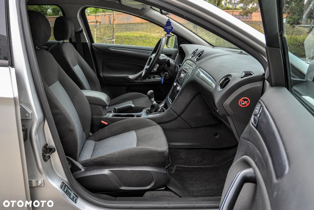 Ford Mondeo SW 2.0 TDCi Trend - 10