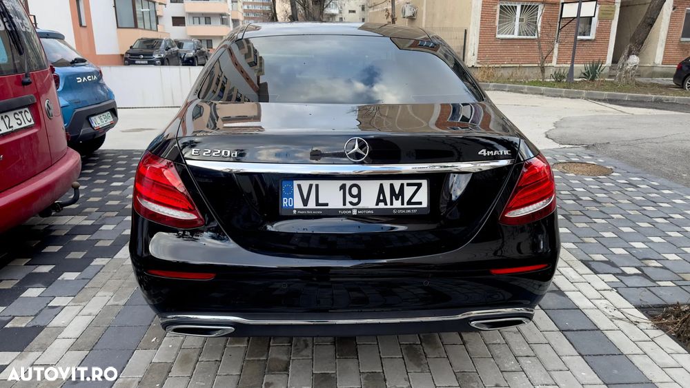 Mercedes-Benz E 220 d 4MATIC 9G-TRONIC Avantgarde - 10