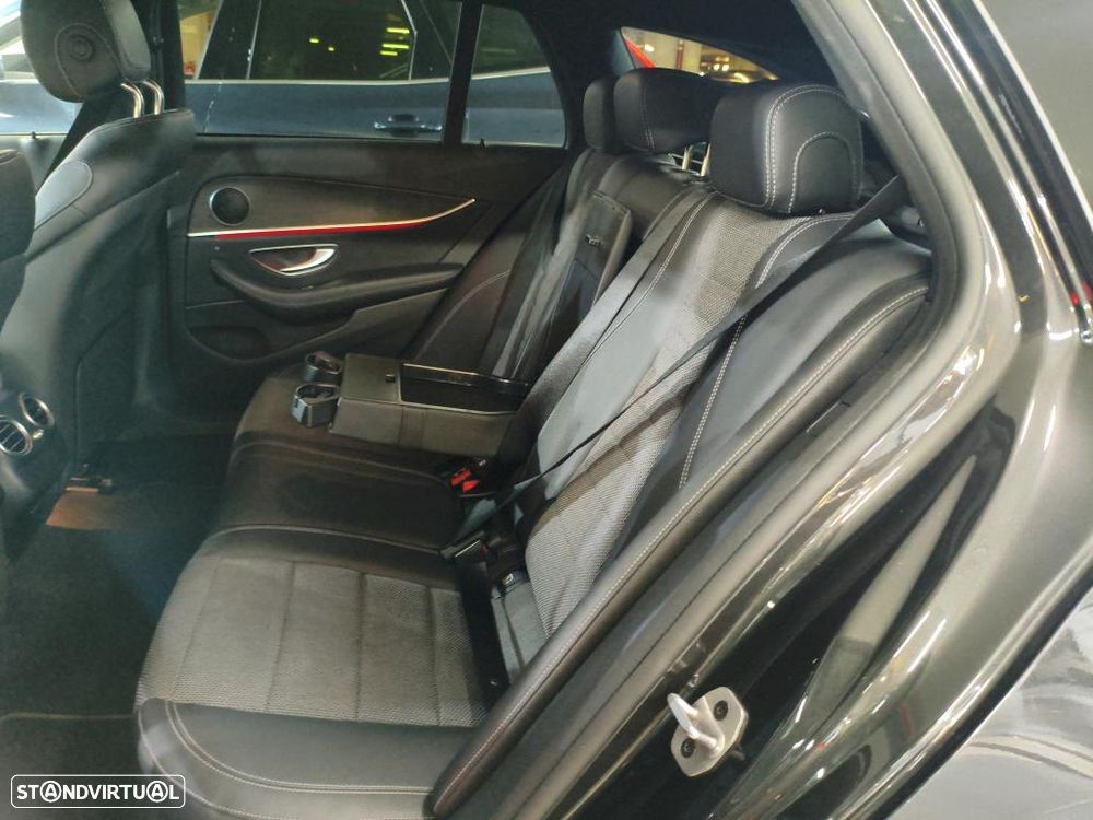 Mercedes-Benz E 300 de Avantgarde - 9