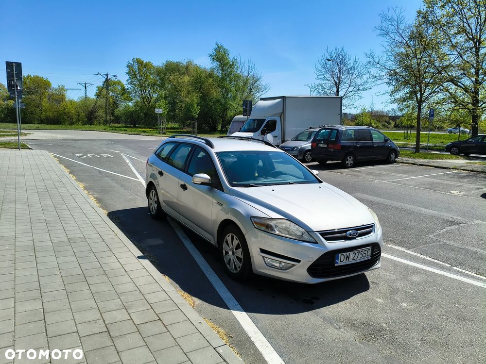 Ford Mondeo 2.0 TDCi Ambiente - 7