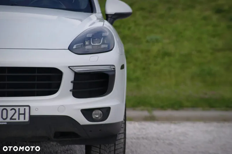 Porsche Cayenne - 5