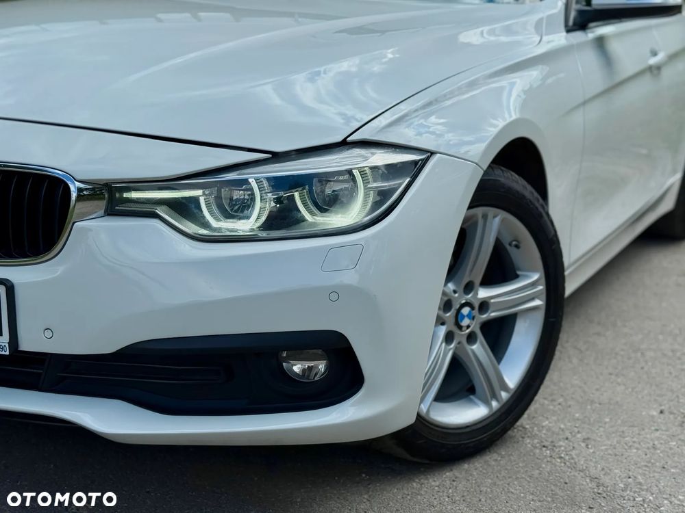 BMW Seria 3 318d - 27