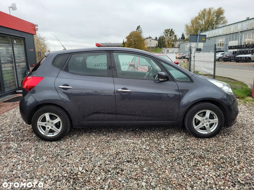 Kia Venga 1.6 CRDi 128 ISG Dream Team Edition - 3