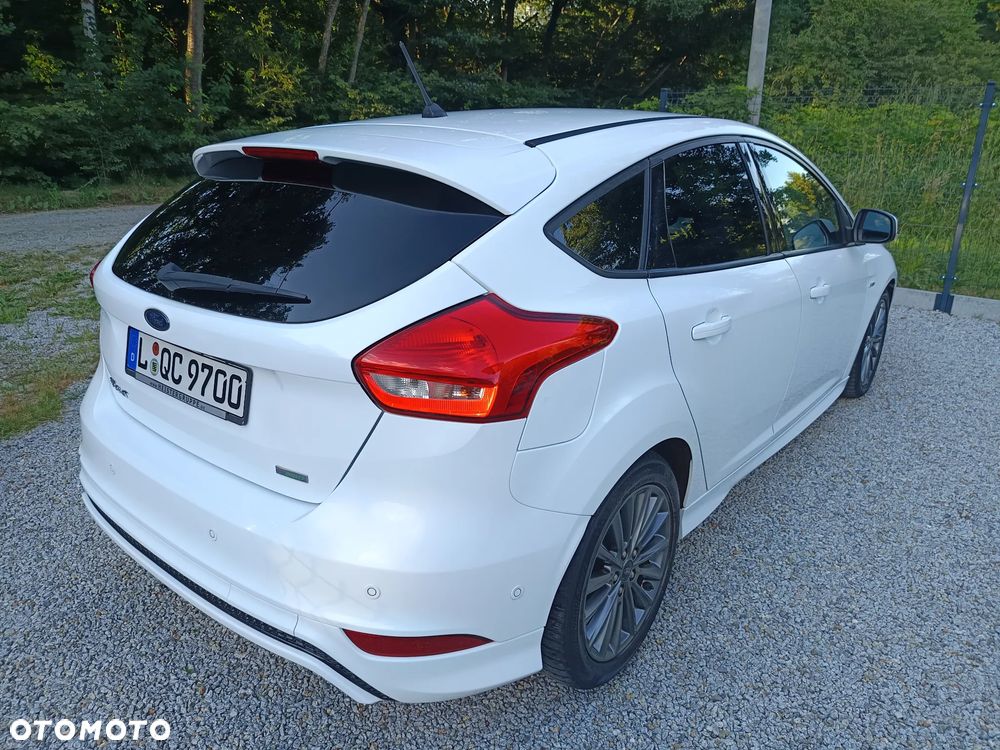 Ford Focus 1.0 EcoBoost Start-Stopp-System ST-LINE - 23