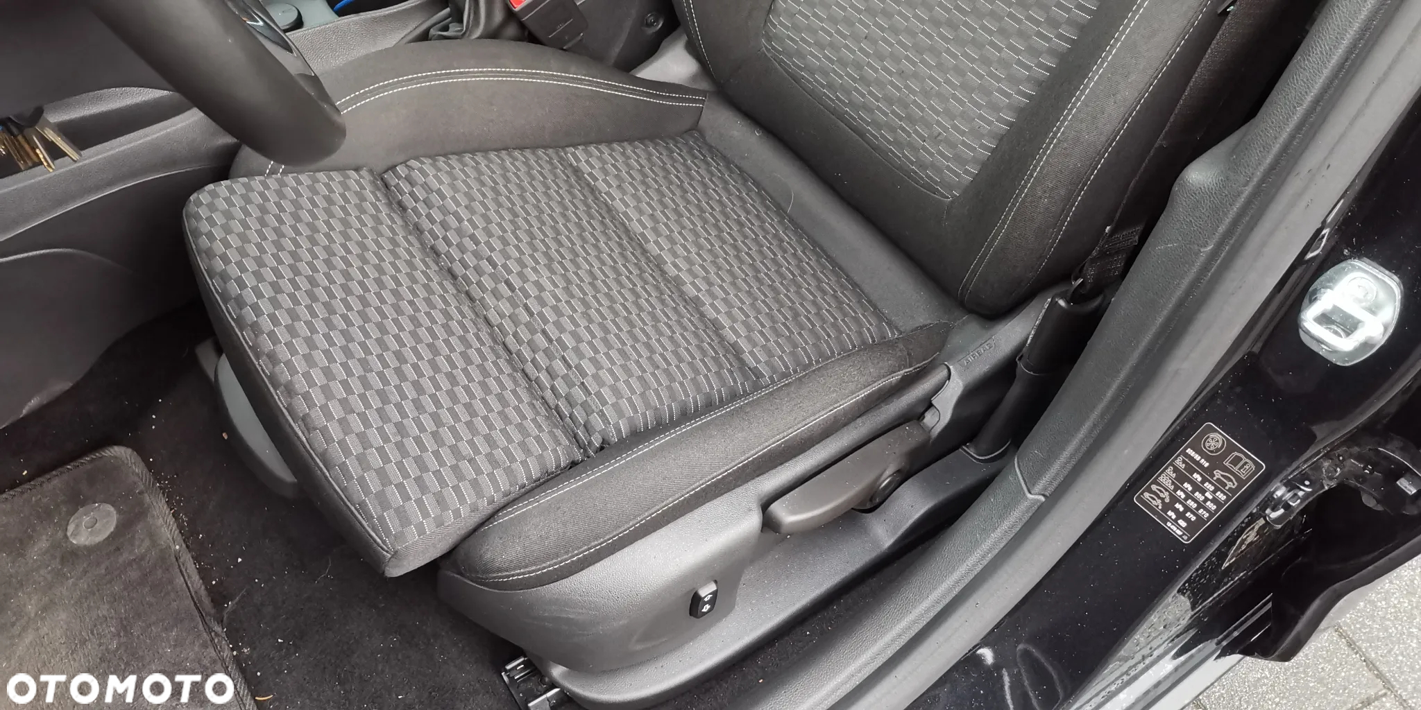 Opel Astra 1.4 Turbo Sports Tourer Innovation - 24