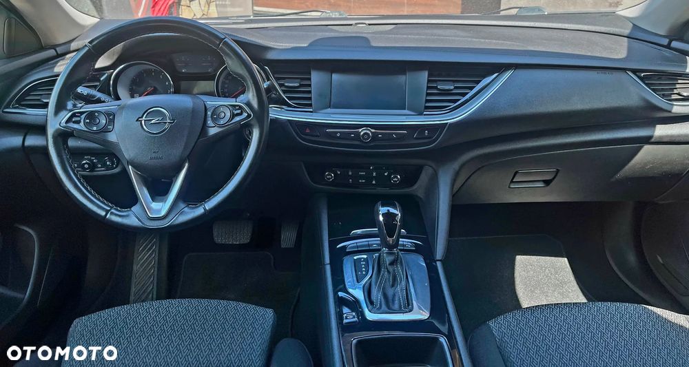 Opel Insignia 1.5 T Innovation S&S - 15