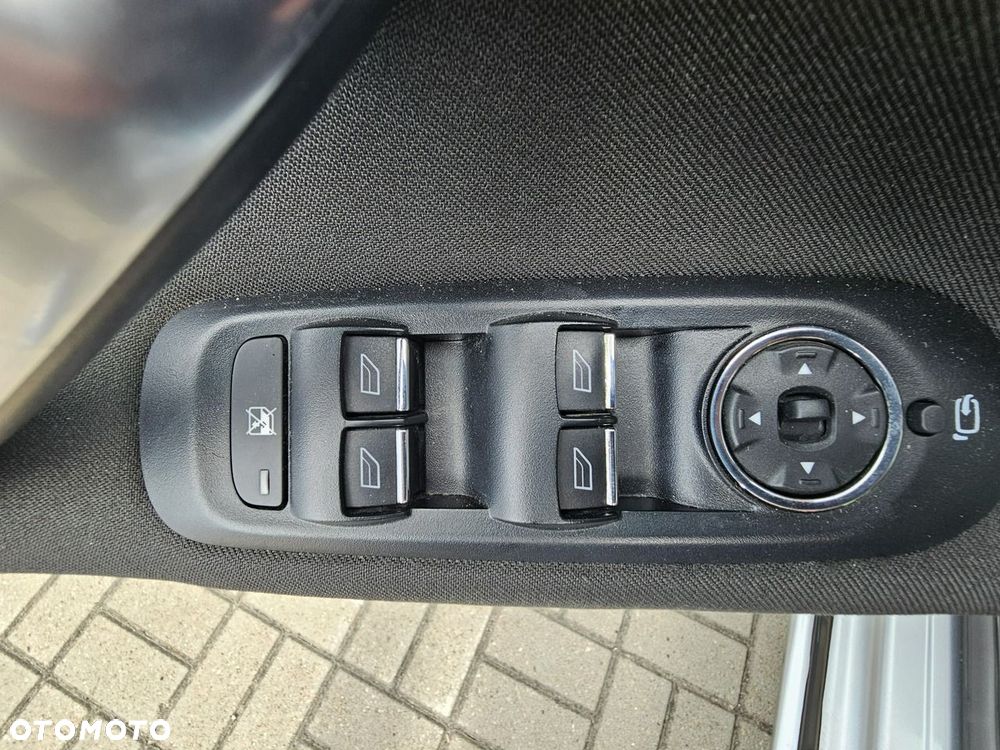 Ford Mondeo 2.0 TDCi Gold X - 28
